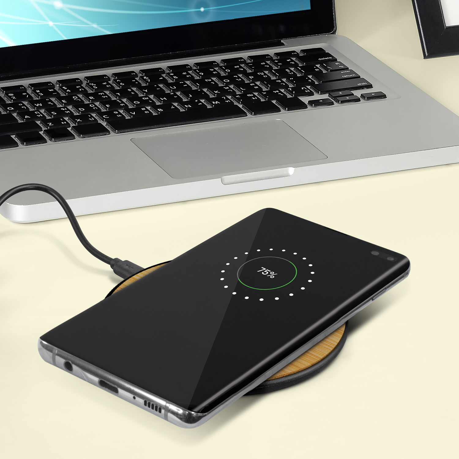 Bamboo 5W Wireless Charger - Image 3