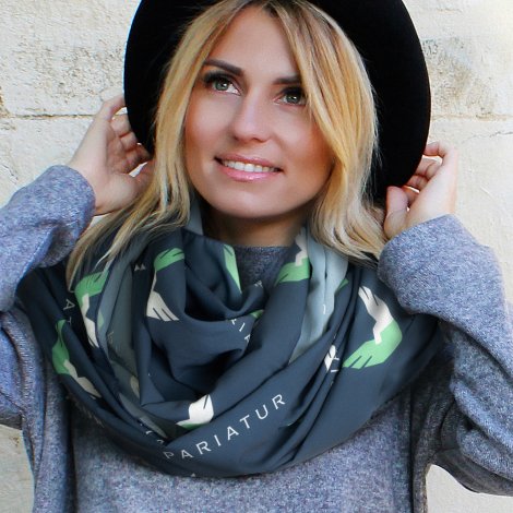 Berlin Infinity Scarf - Image 5