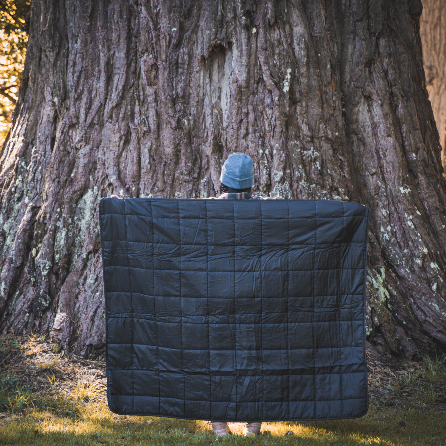 Frontier Harrow Puffer Blanket - Image 7