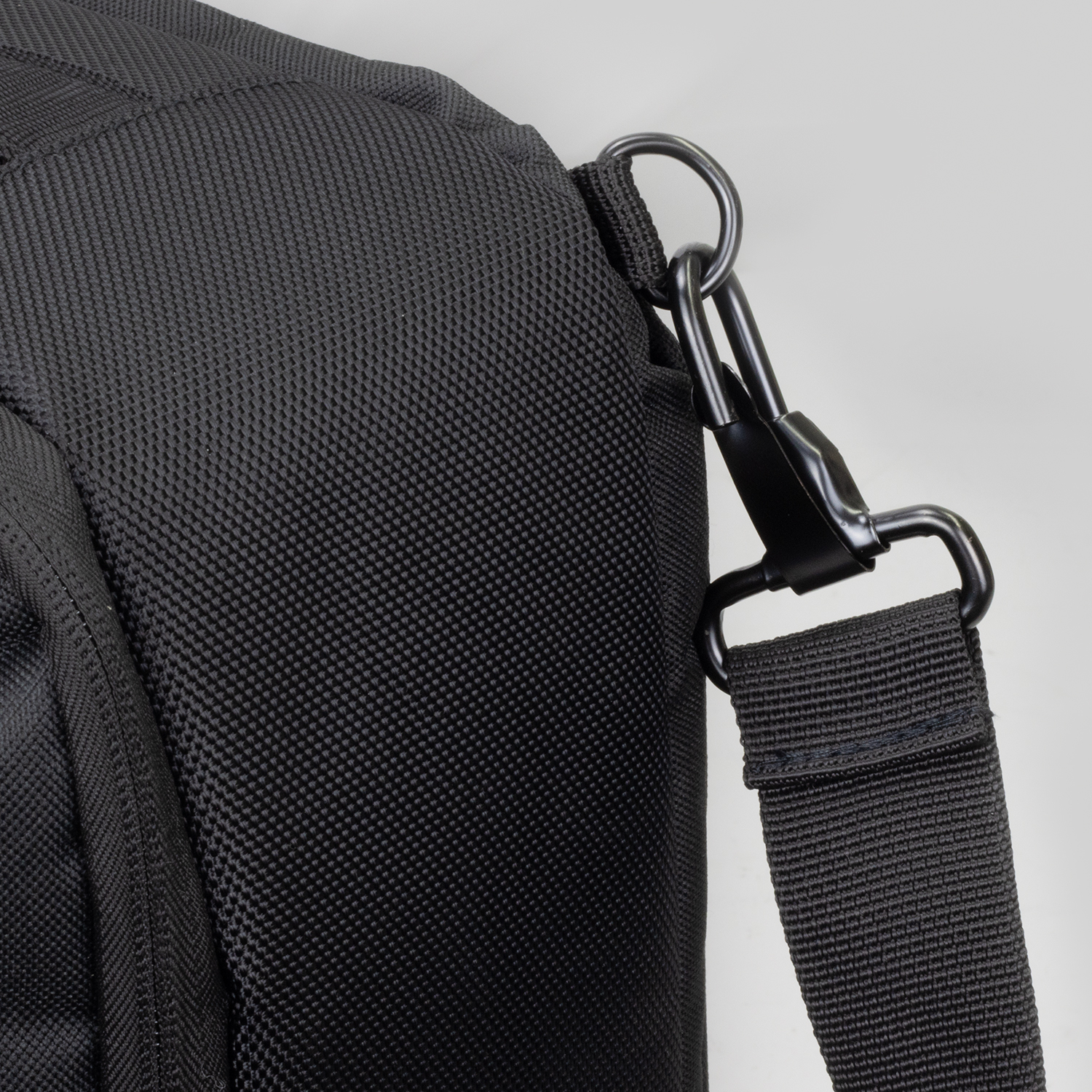 Swiss Peak Convertible Travel Backpack - Image 8