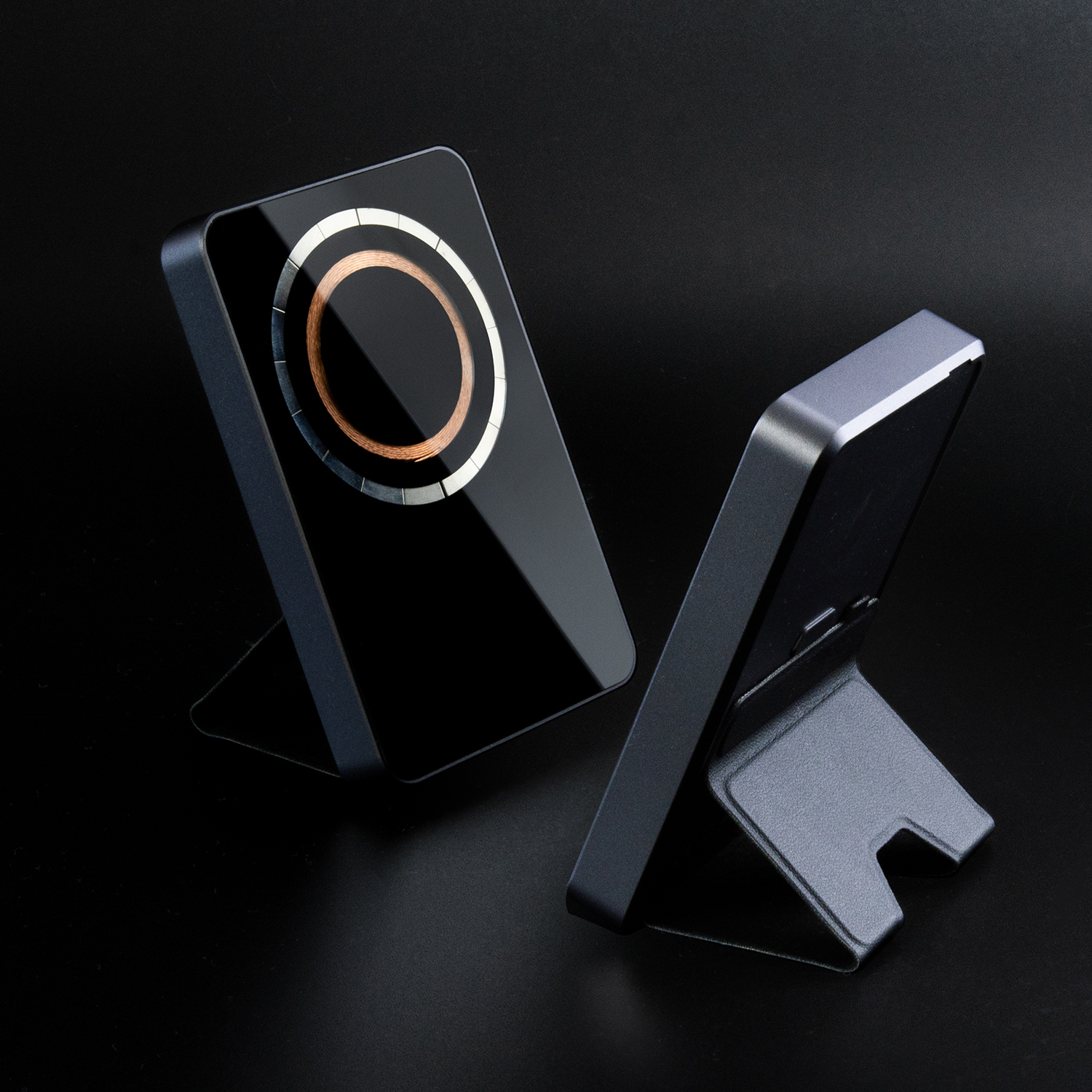 INGENIO Arc Wireless Charging Power Bank - Image 9
