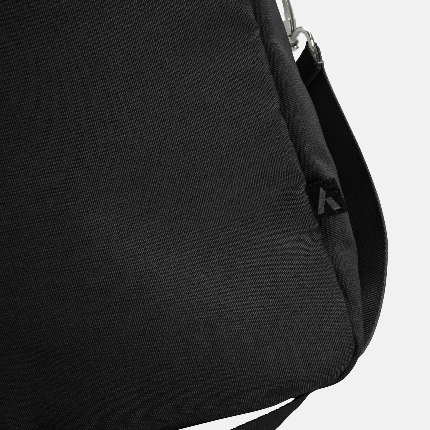 ARCHER Galileo Duffle Bag - Image 9