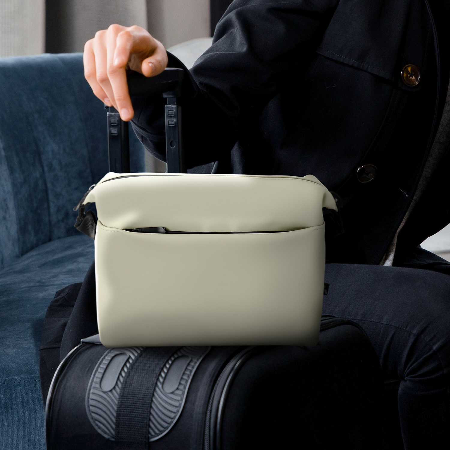 ARCHER Soft-Touch Toiletry Bag - Image 10
